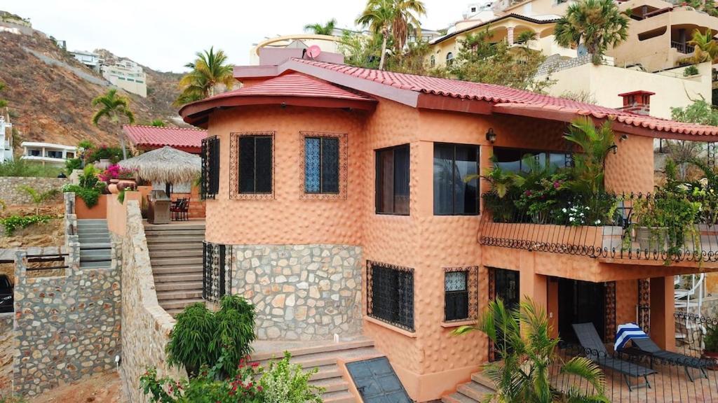 Casa de férias Casa Flamingo Cabo Luxurious Home, Spacious In El Pedregal Gated Community *