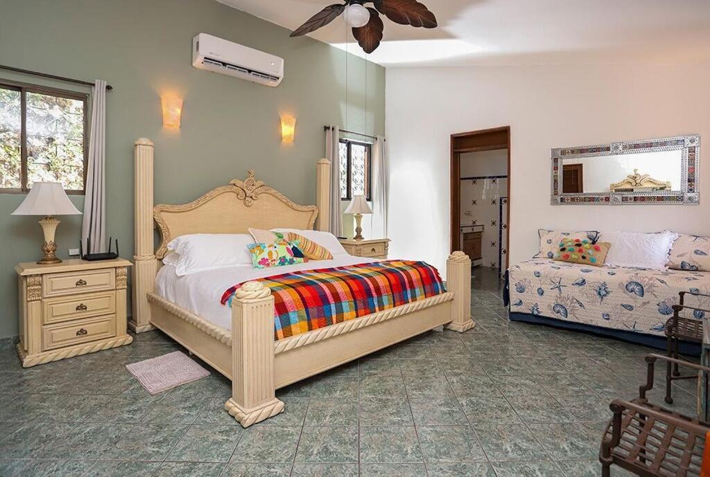 Casa de férias Casa Flamingo Cabo Luxurious Home, Spacious In El Pedregal Gated Community